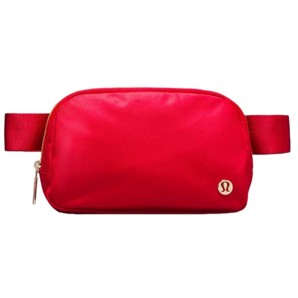 Lululemon Everywhere Belt Bag Lunar New Year Red & Gold Crossbody Bag Nwt